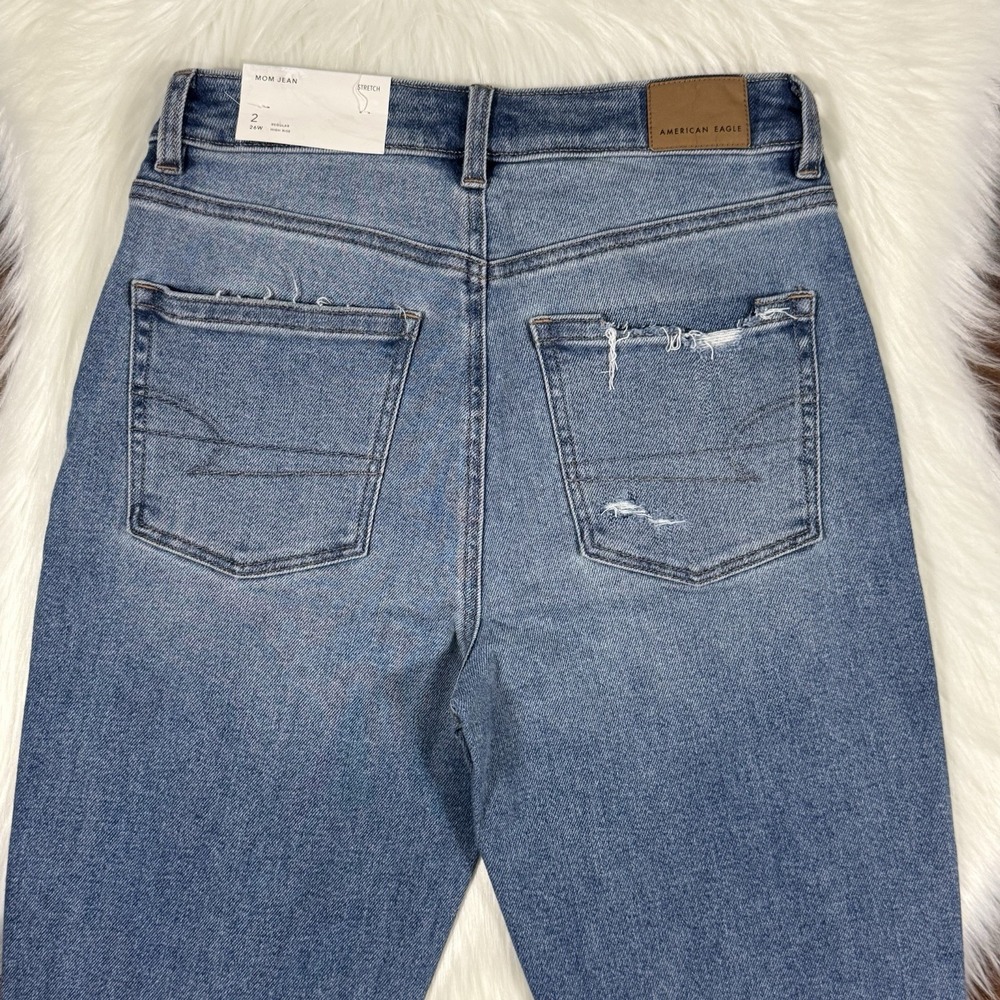 American Eagle Women's Size 2 R Distressed Mom Denim Jeans - Picture 8 of 9